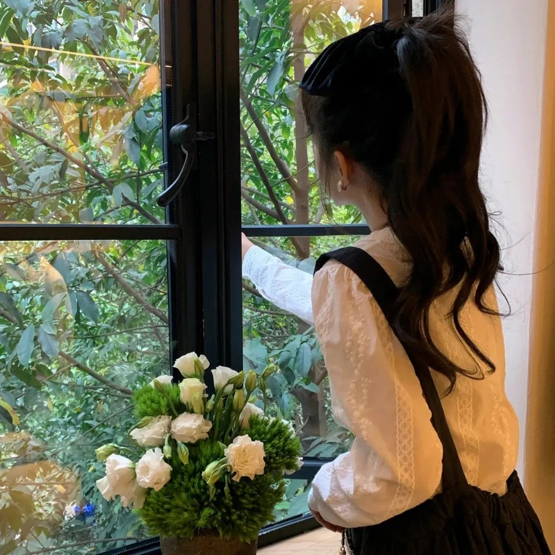 看不见的朋友 海报